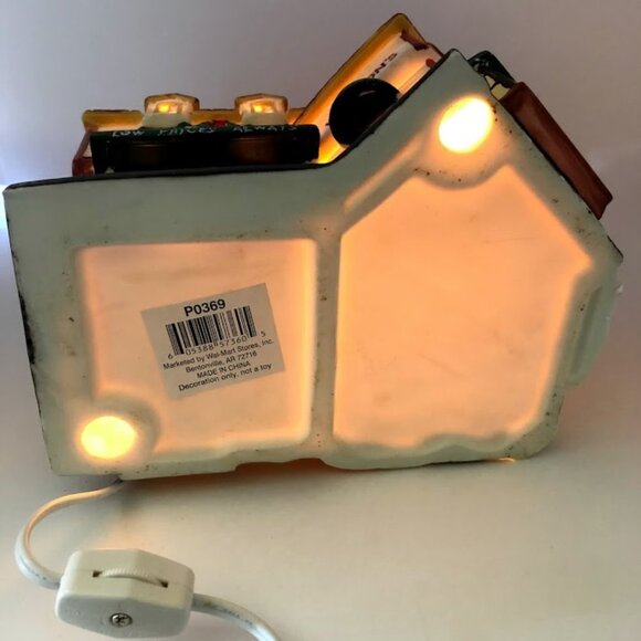 Walton's 5 & 10 Christmas Lighted House - Picture 6 of 13